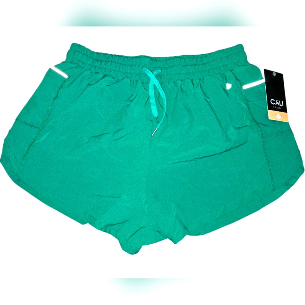 Cali Sport Women's Green Shorts